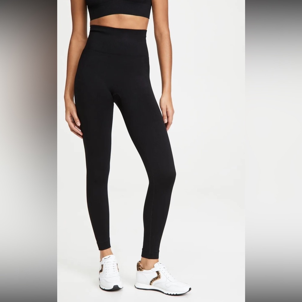 We wore what active seamless circular knit leggings